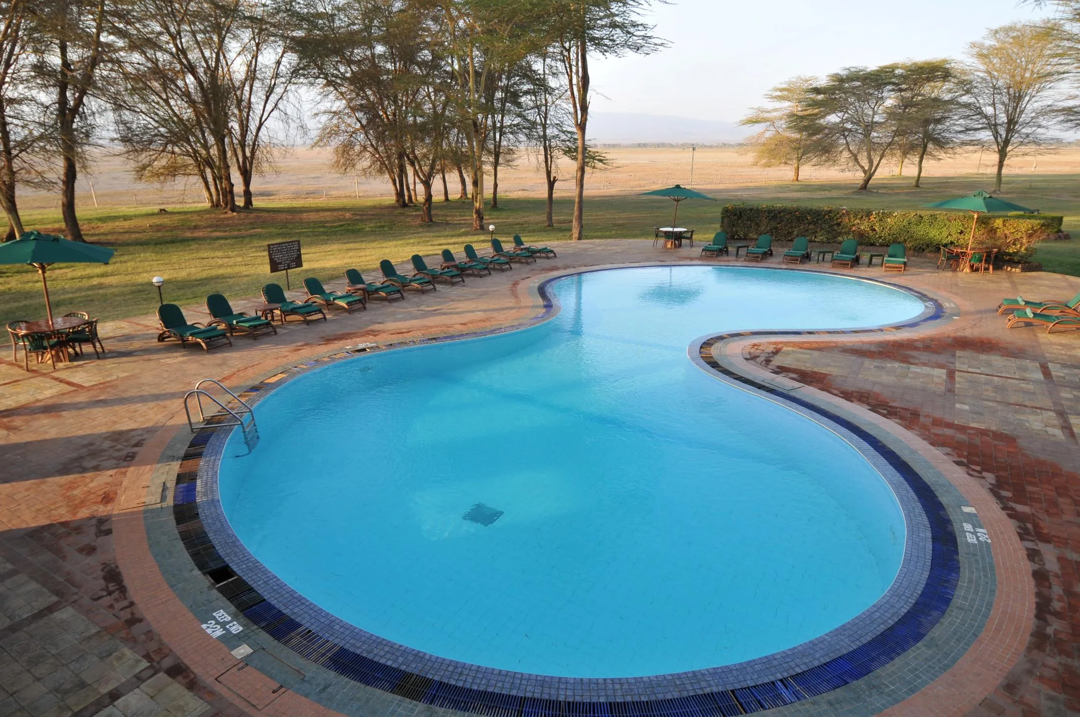 IM_KE_AMB_Ol-Tukai-Amboseli-Lodge_Swimming-Pool