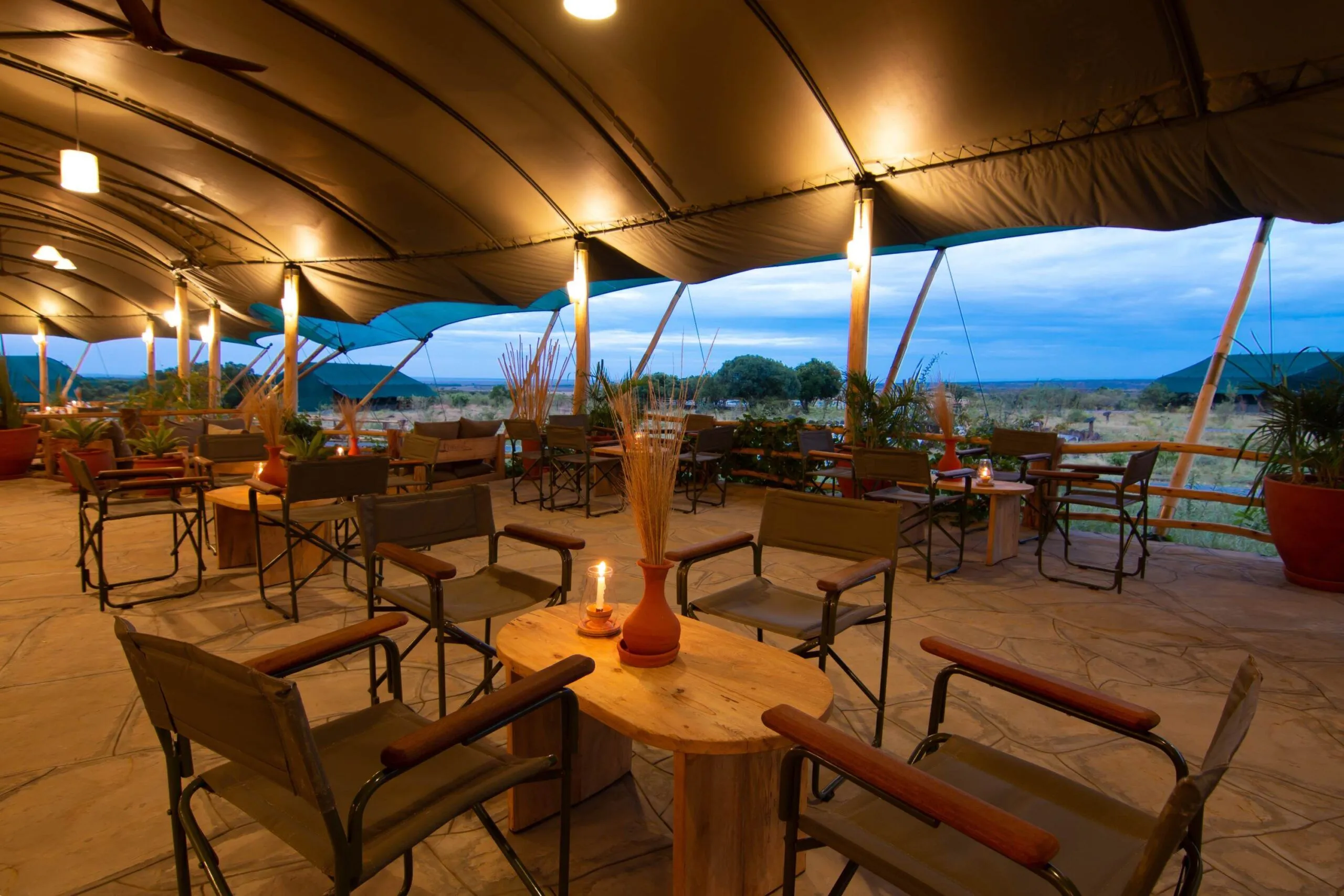IM_KE_MAR_Mara-Maisha-Camp_Bar-sundowner-scaled