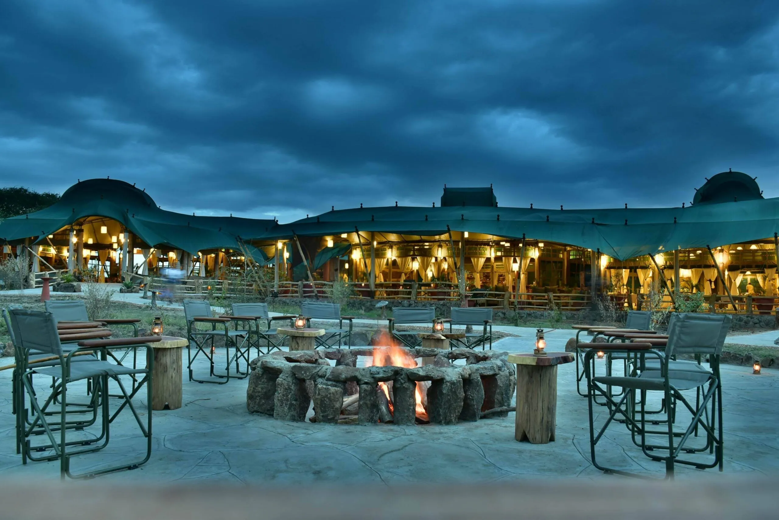 IM_KE_MAR_Mara-Maisha-Camp_Fireplace-scaled