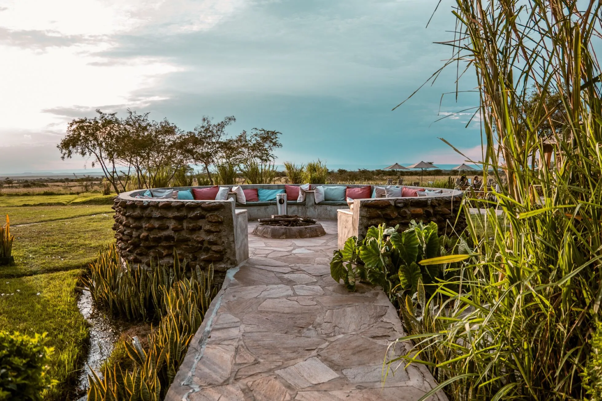 IM_KE_MAR_Zebra-Plains-Mara-Camp_Fireplace-and-sofa