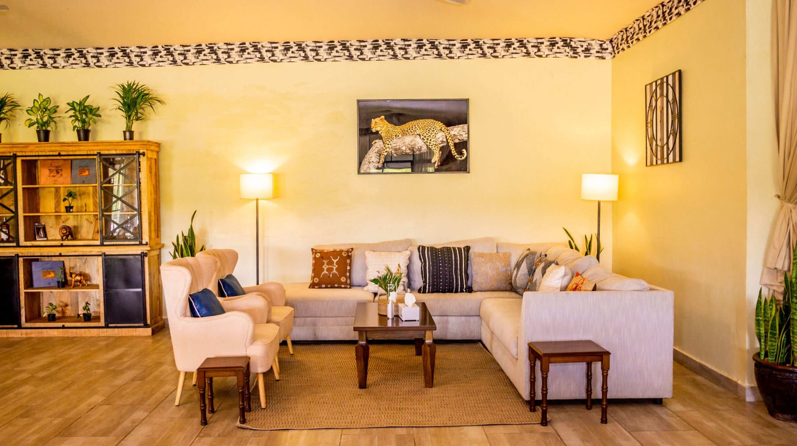 lounge-scaled