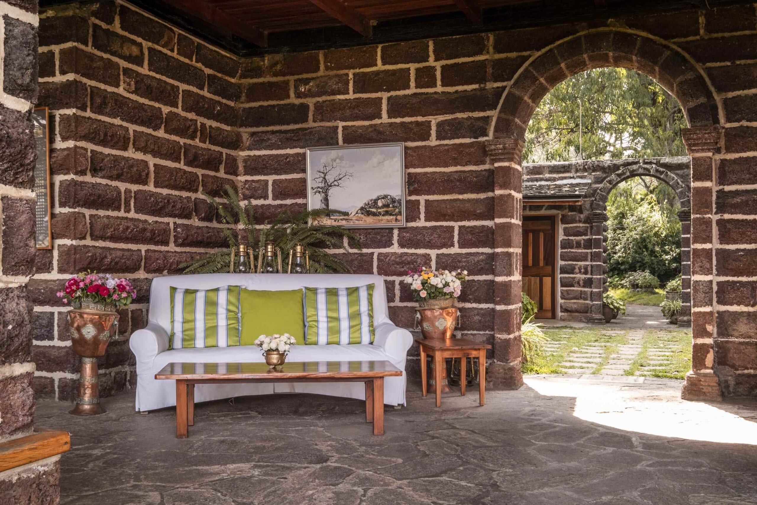 outside-sitting-area-scaled
